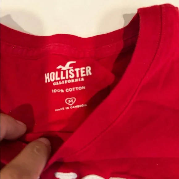 Hollister Red Crewneck Logo Tee - Picture 2 of 4